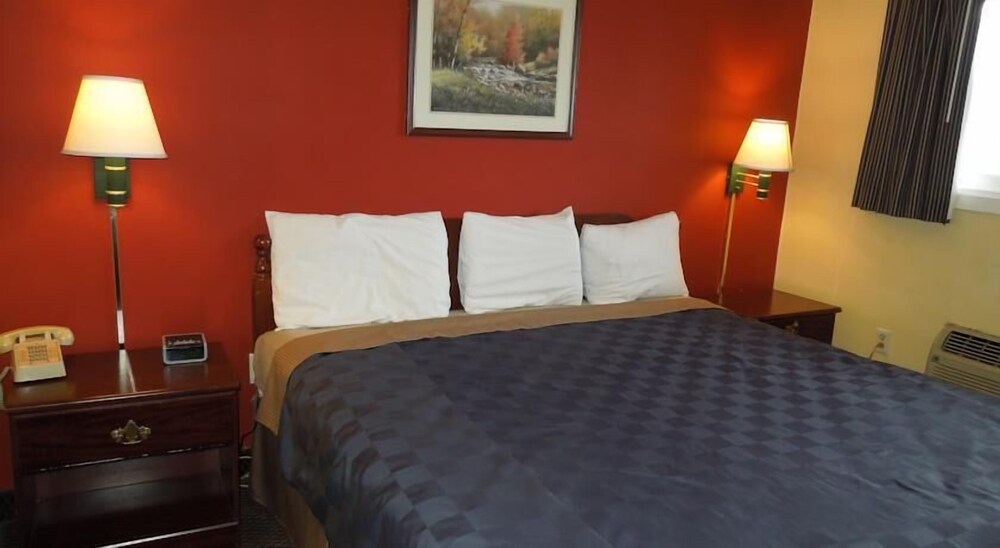 Red Carpet Inn Allentown Hausman Road - photo 3