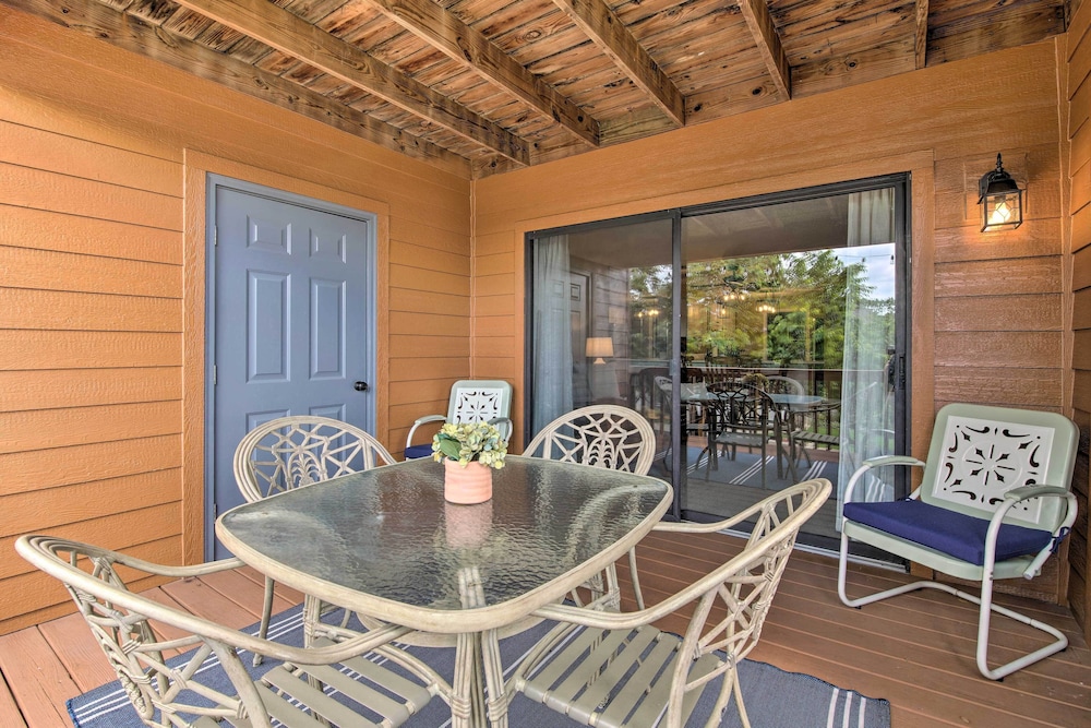Branson Getaway w Balcony & Resort Amenities - featured photo
