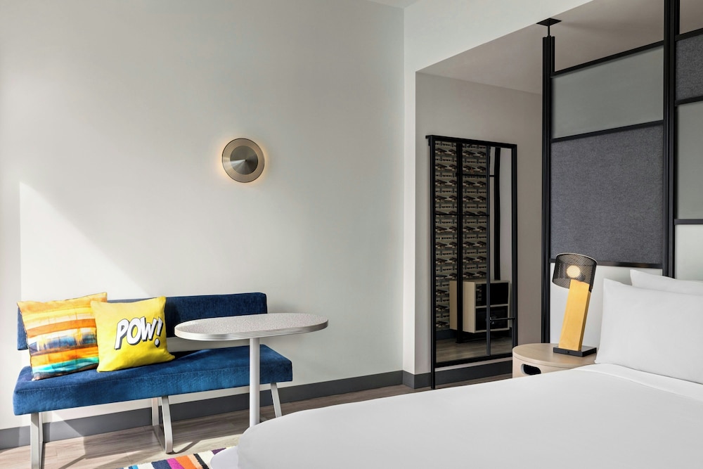 Aloft Wilmington at Coastline Center - photo 5