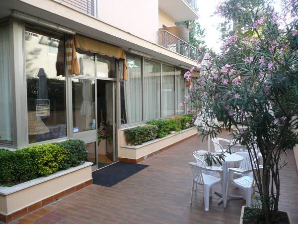 Hotel Pupa - last minute hotel in Riccione