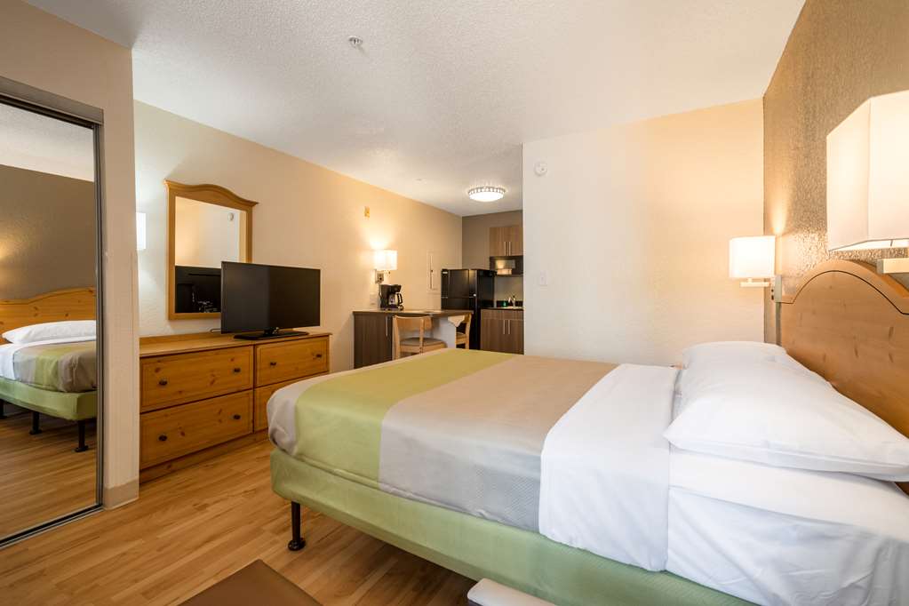 Studio 6 Extended Stay Duluth GA Atlanta Gwinnett Place - photo 12