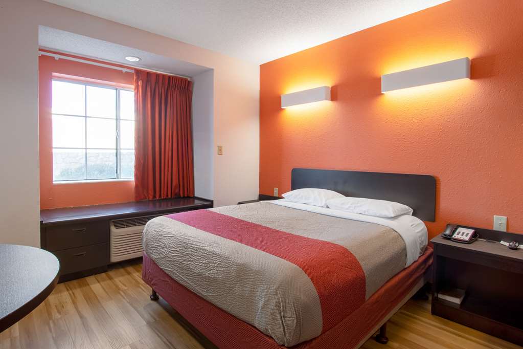 Motel 6 El Paso TX Southeast - photo 13