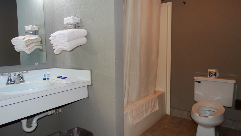 Attican Motel - photo 18