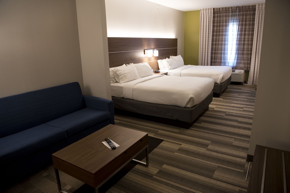 Holiday Inn Express Hotel & Suites Lexington Downtown by IHG - photo 4