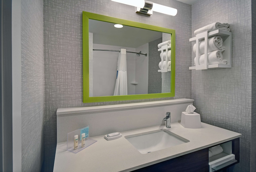 Hampton Inn Cave City KY - photo 20