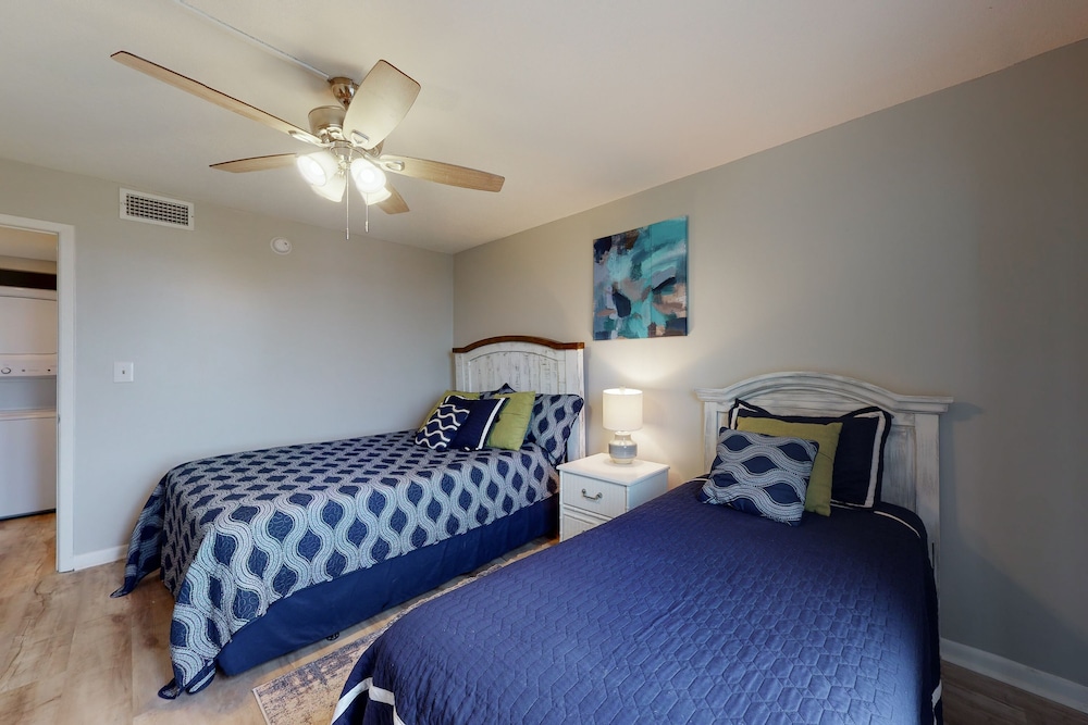 Romar Tower 5C by Meyer Vacation Rentals - photo 8