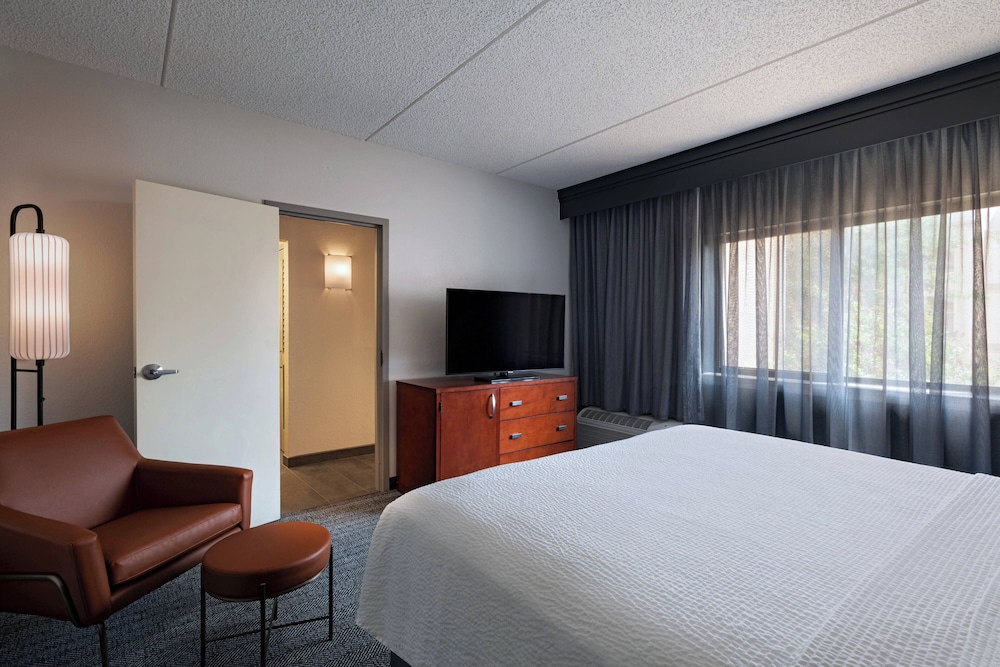 Courtyard by Marriott Medical Center San Antonio - photo 10