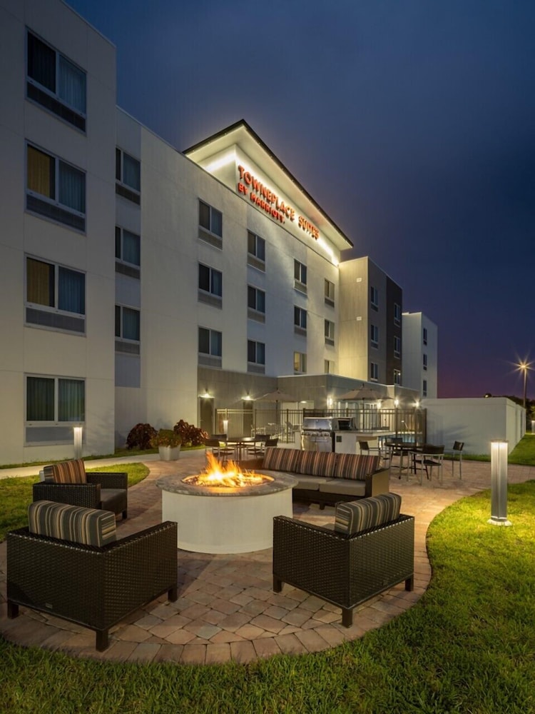 TownePlace Suites by Marriott Venice - photo 29