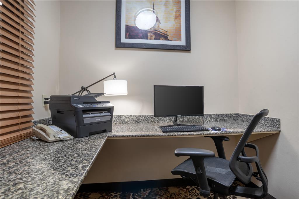 Best Western Plaquemine Inn - photo 9