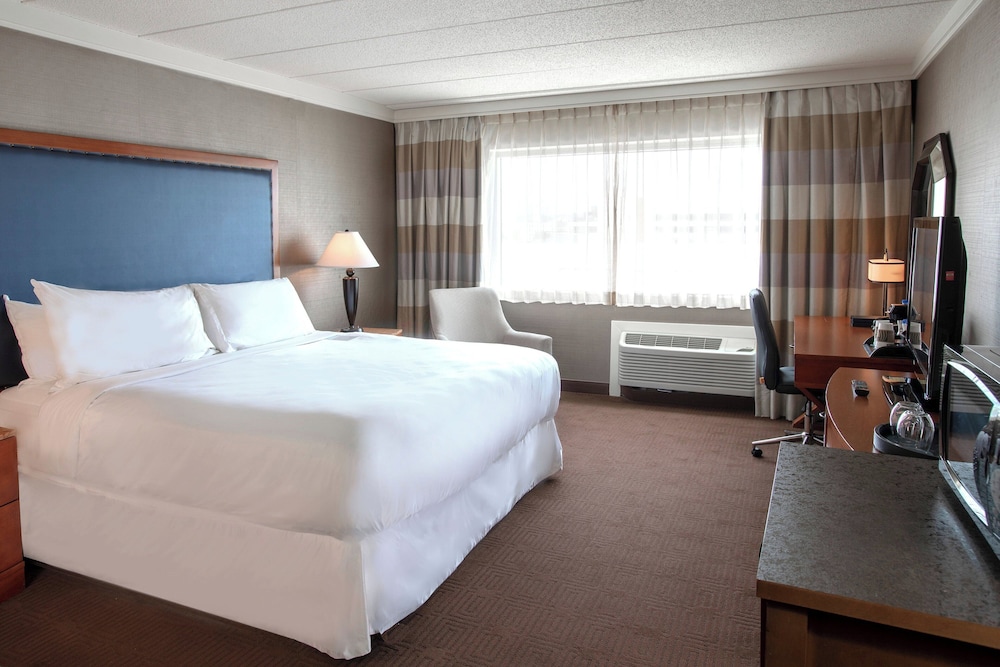 Sheraton Niagara Falls - photo 15