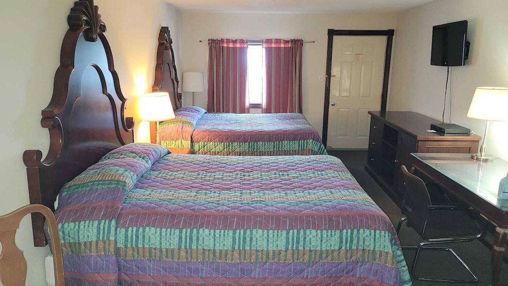 Fenelon Inn — Lindsay — photo 2