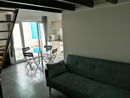 Joli studio au calme - last minute hotel in Unknown City