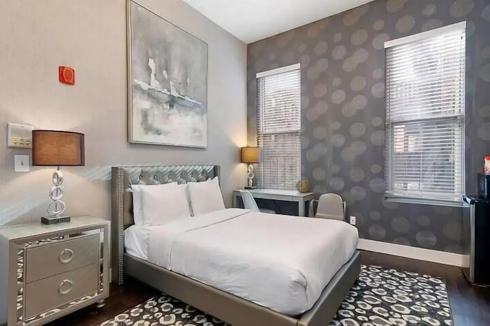 Bay Village Suites - photo 6