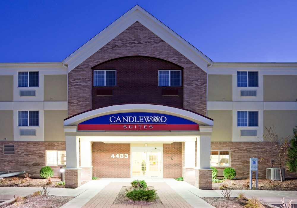 Candlewood Suites Milwaukee Brown Deer by IHG - photo 25