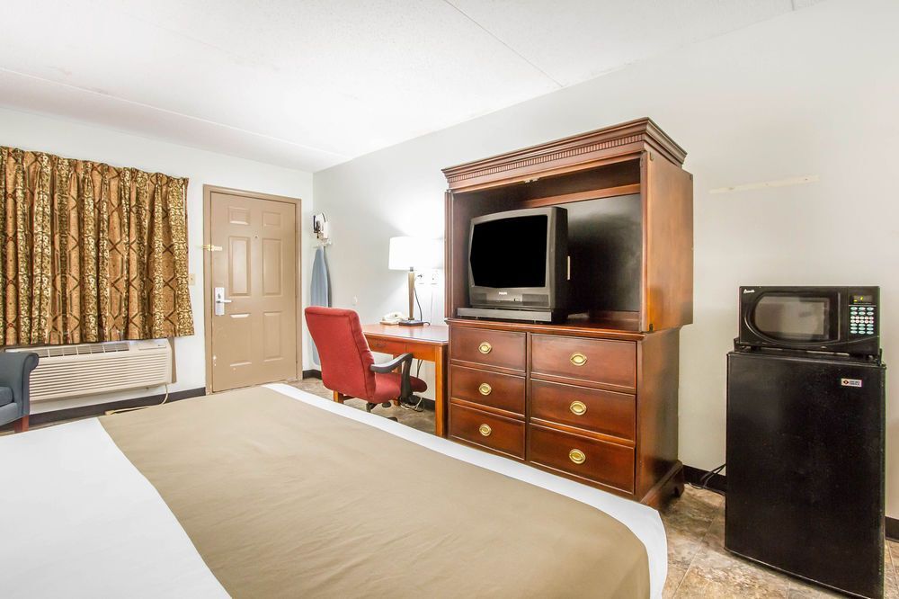 Rodeway Inn & Suites Fort Rucker - photo 5