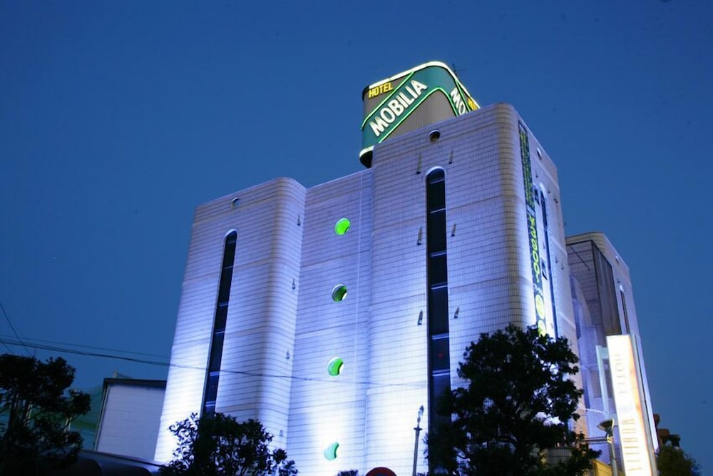 Hotel Mobilia — hotel in Tsurugashima