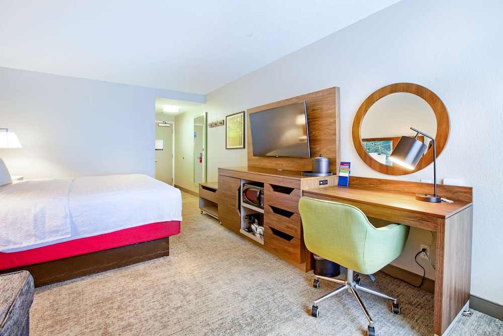 Hampton Inn Slidell - photo 11