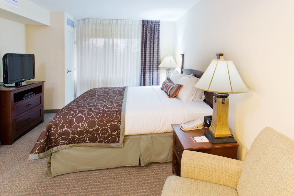 Staybridge Suites Everett Paine Field by IHG - photo 11
