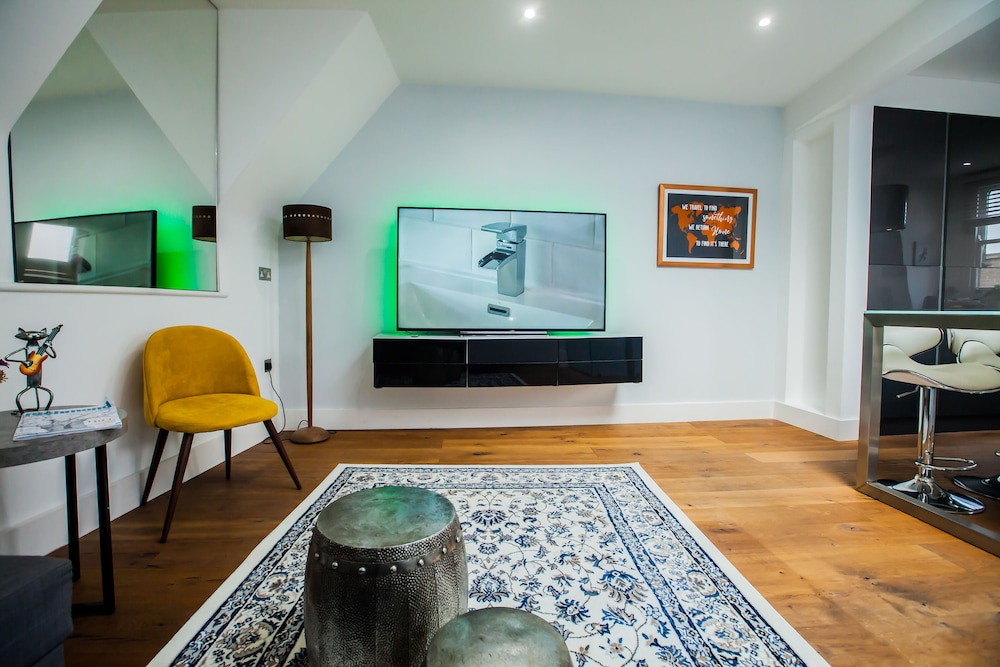 Modern Central Richmond Luxury Residence — 4-Star Luxury Hotel in Richmond, United Kingdom