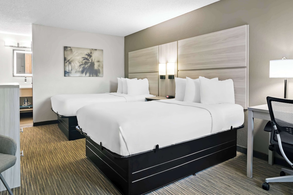 Best Western The Oasis at Joplin - photo 12