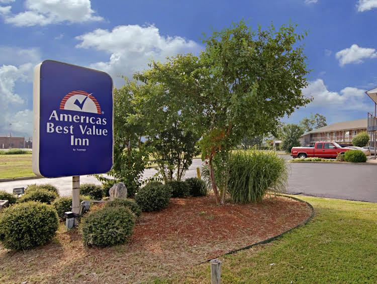 Americas Best Value Inn Jonesboro - photo 3