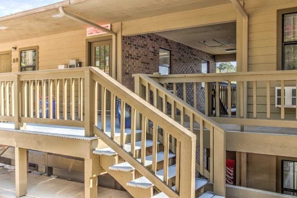 Long Island Lake Resort - photo 9