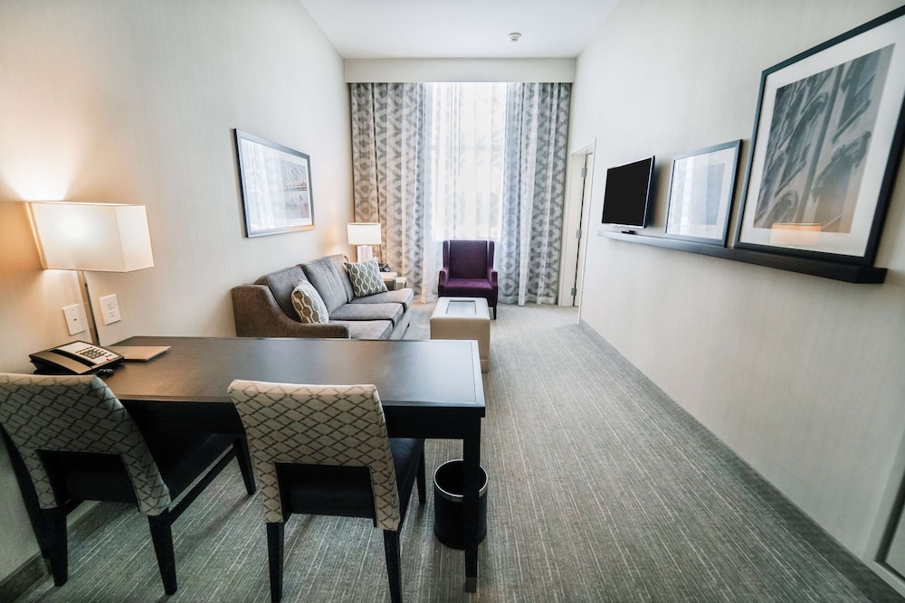 Embassy Suites Louisville Downtown - photo 29