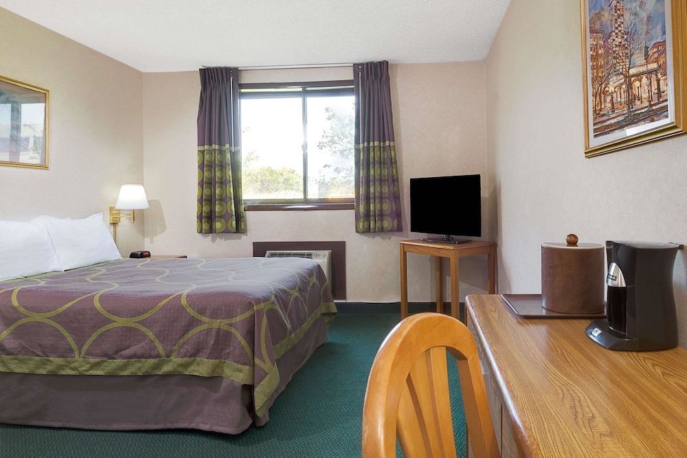 Super 8 by Wyndham Kenmore Buffalo Niagara Falls Area - photo 6