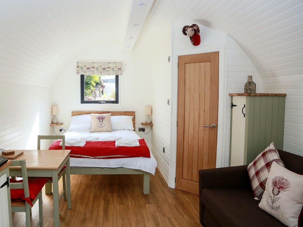 Kevock Vale Park - last minute hotel in Bonnyrigg