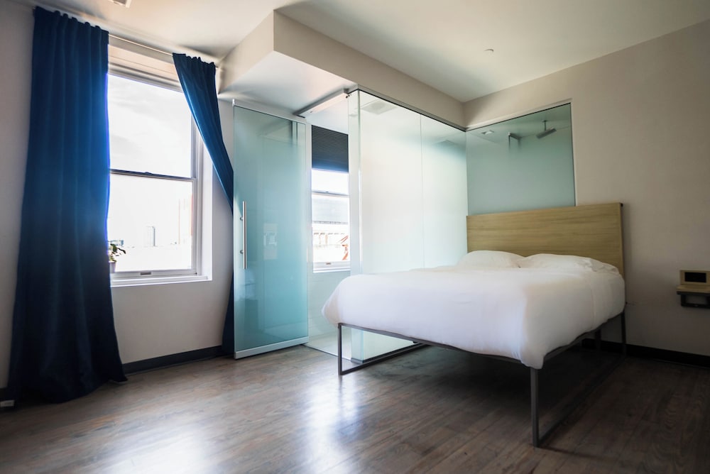 SOVA Micro Room & Social Hotel - photo 27