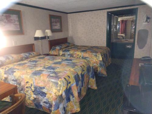 Kensington Inn - photo 13