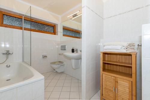 Villa Waldesruh — 4-Star Luxury Hotel in Ostseebad Kuehlungsborn, Germany
