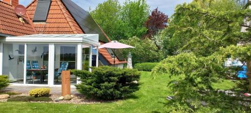 Dodegge - carbon neutral hotel in Unknown City