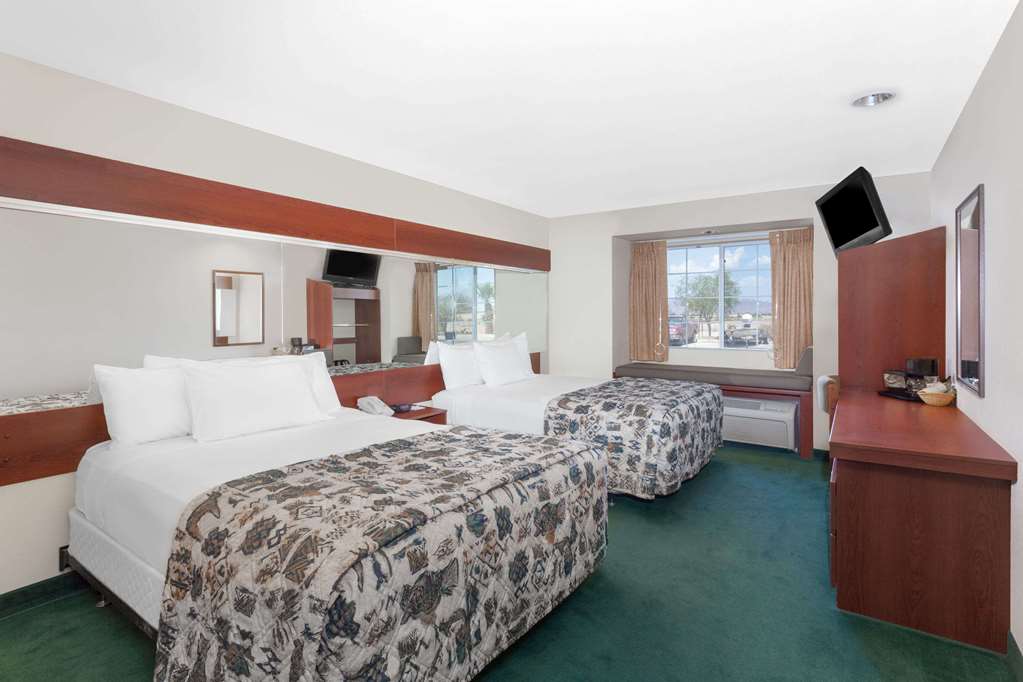 Microtel Inn & Suites by Wyndham Wellton - photo 11
