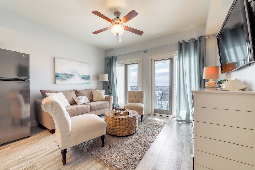 Carillon Beach Inn - photo 16