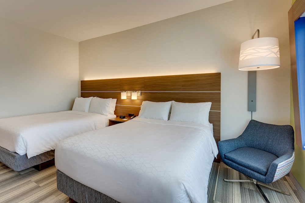 Holiday Inn Express Wilmington Porters Neck - photo 11