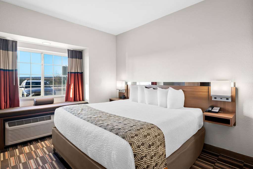 Microtel Inn & Suites by Wyndham Sweetwater - photo 40