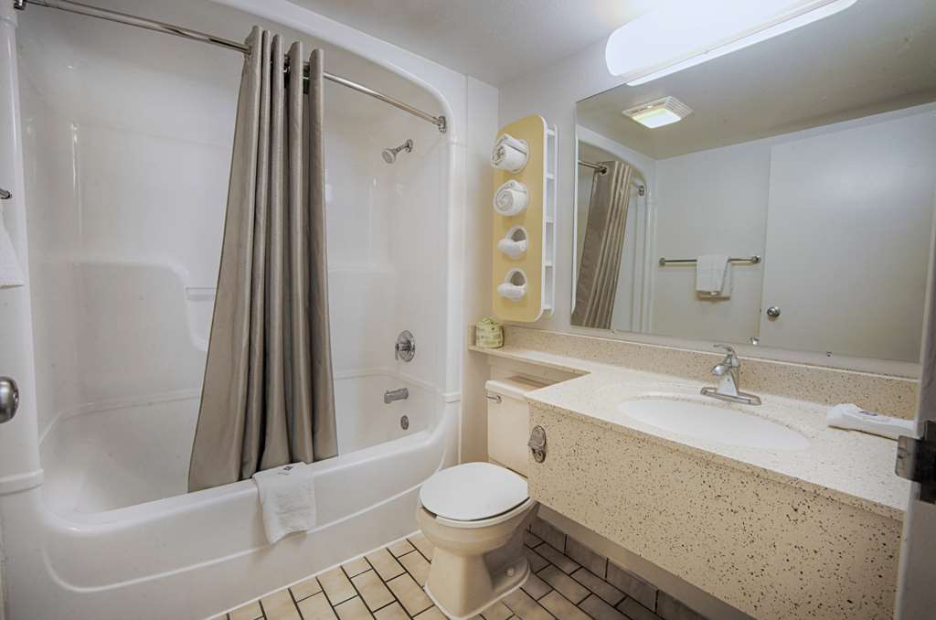 Motel 6 Albany NY - photo 18