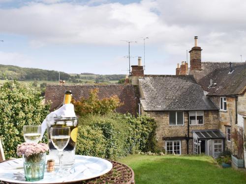 Cenwulf Cottage — 4-Star Luxury Hotel in Winchcombe, United Kingdom