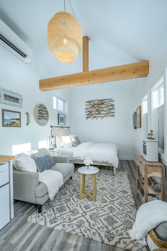 The Boutique Retreat - photo 17