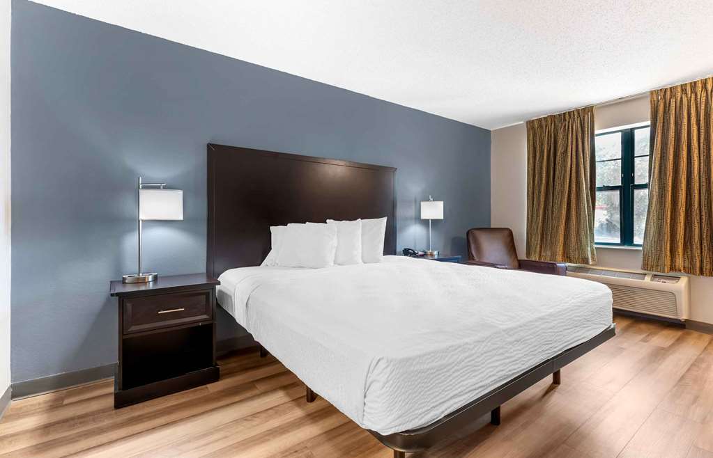 Extended Stay America Suites Fort Worth City View - photo 25
