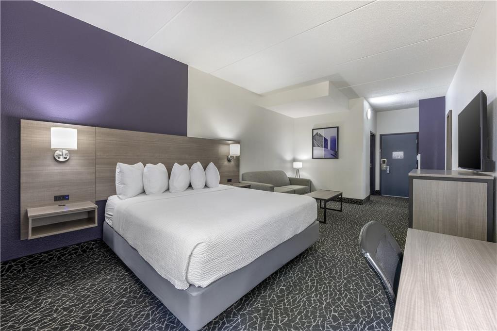 Best Western Bolingbrook Hotel - photo 18