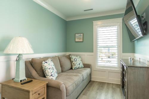 Wait N Sea by Oak Island Accommodations - photo 45