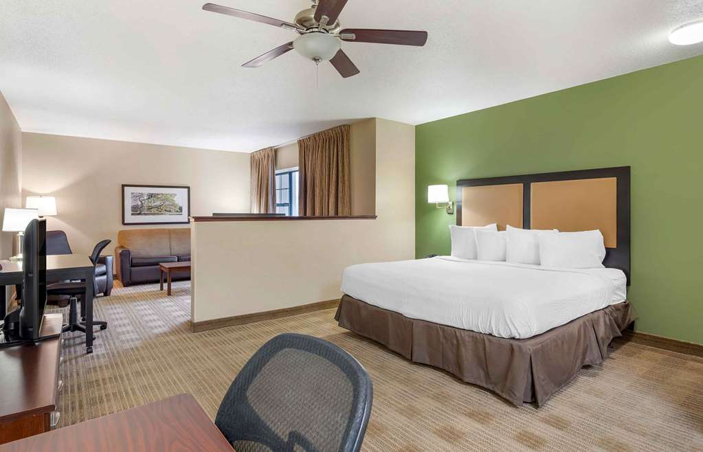 Extended Stay America Select Suites Chicago Lisle - photo 25