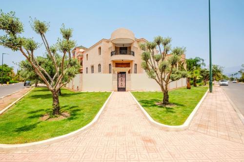 Very comfortable villa in the heart of Marrakech — 4-Star Luxury Hotel in Marrakesh, Morocco