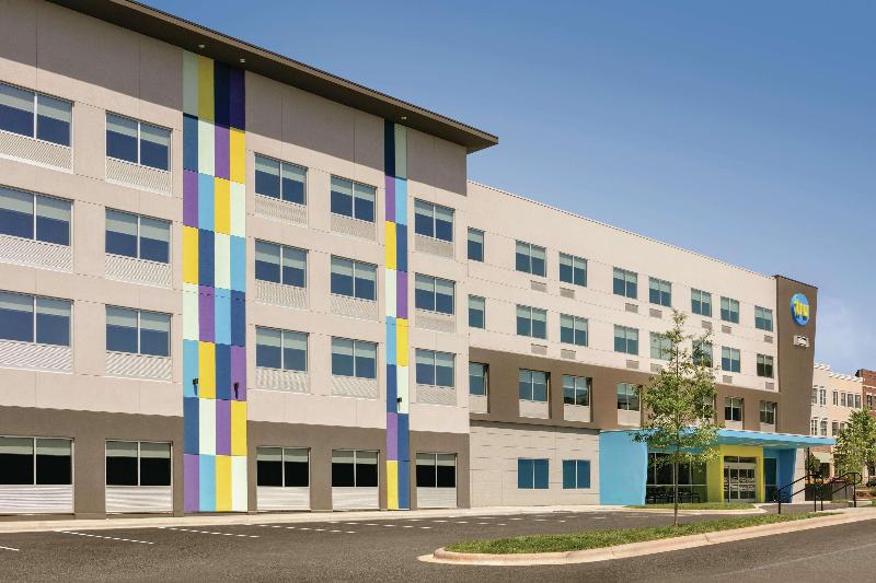 Tru by Hilton Charlotte Ayrsley - photo 3