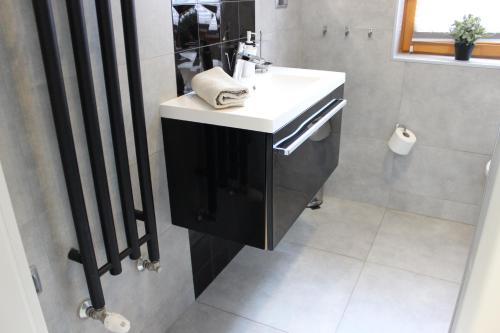 Apartament Biały na osiedlu Apartamenty pod Śnieżką — 4-Star Luxury Hotel in Karpacz, Poland
