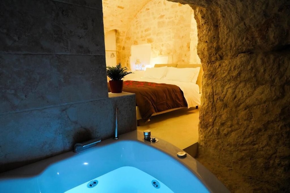 Dimora Antica Falegnameria Tra Storia E Relax in Ostuni, Italy