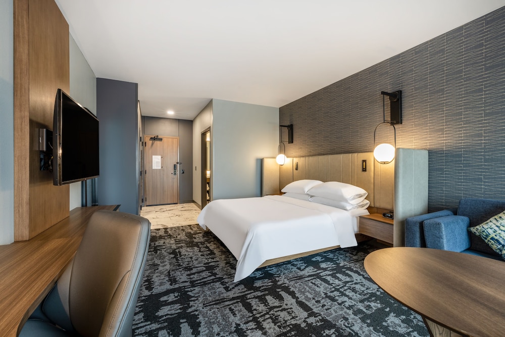 Crowne Plaza Kearney by IHG - photo 15