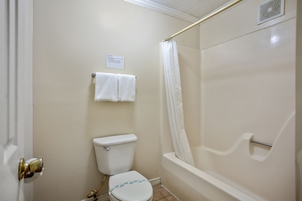 Edgewater Inn Biloxi Beach - photo 9